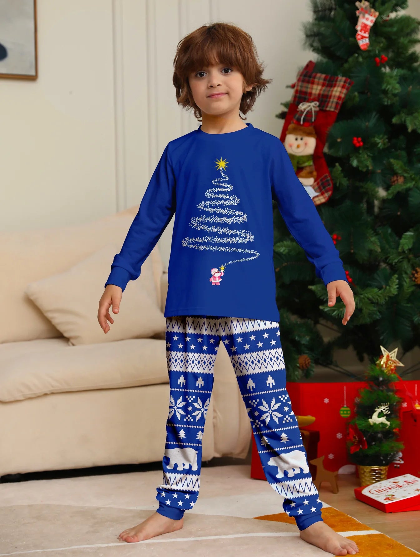 Conjunto de pijamas e calças de Natal, nova estampa, estrela, padrão completo, pai, mãe, filhos e cachorro, roupa doméstica, 2 peças, 2024