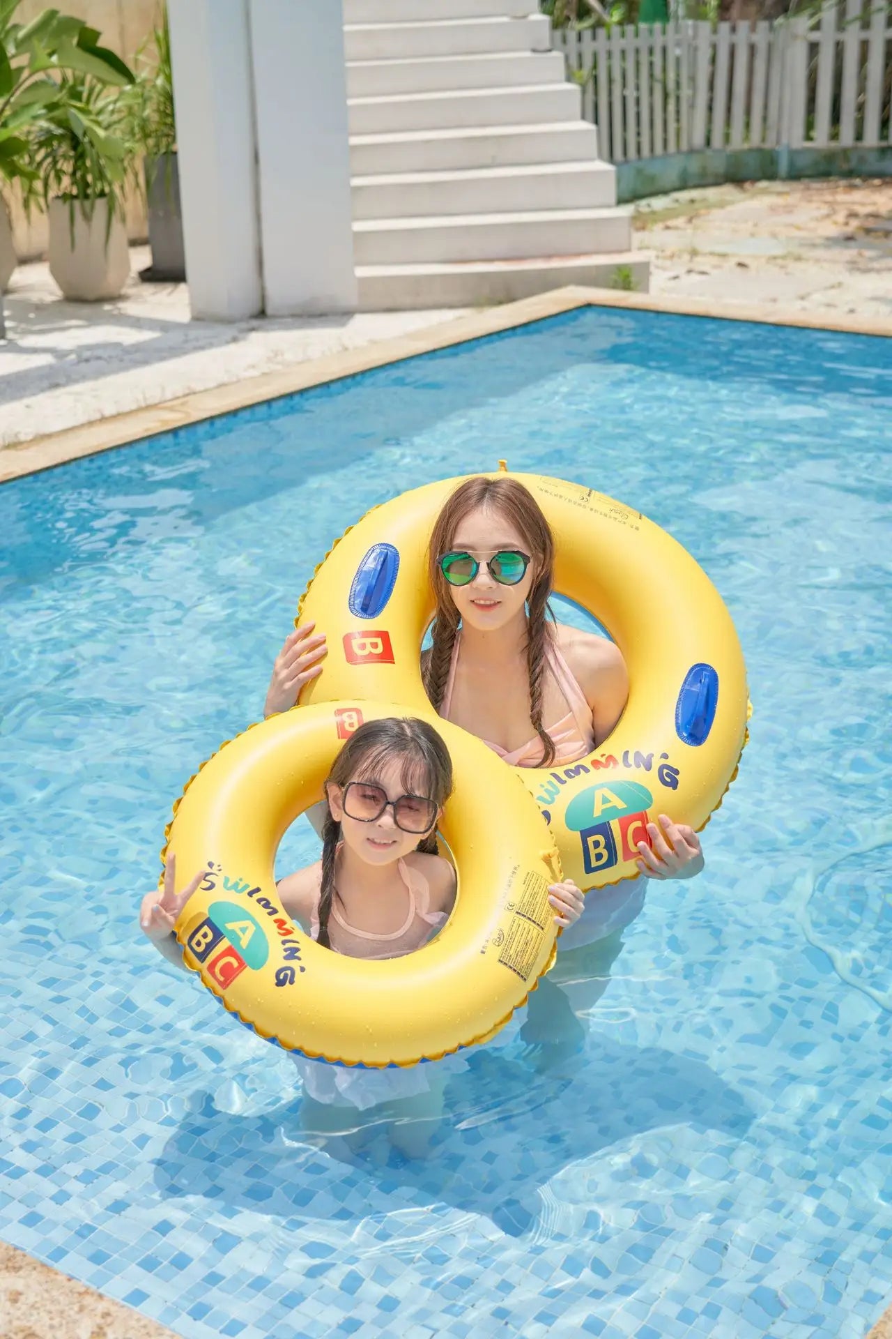 Factory Wholesale Price 60cm ABC Family Enjoy Swimming Thickened PVC Inflatable Swim Ring for Kids Swimming Waterplaying