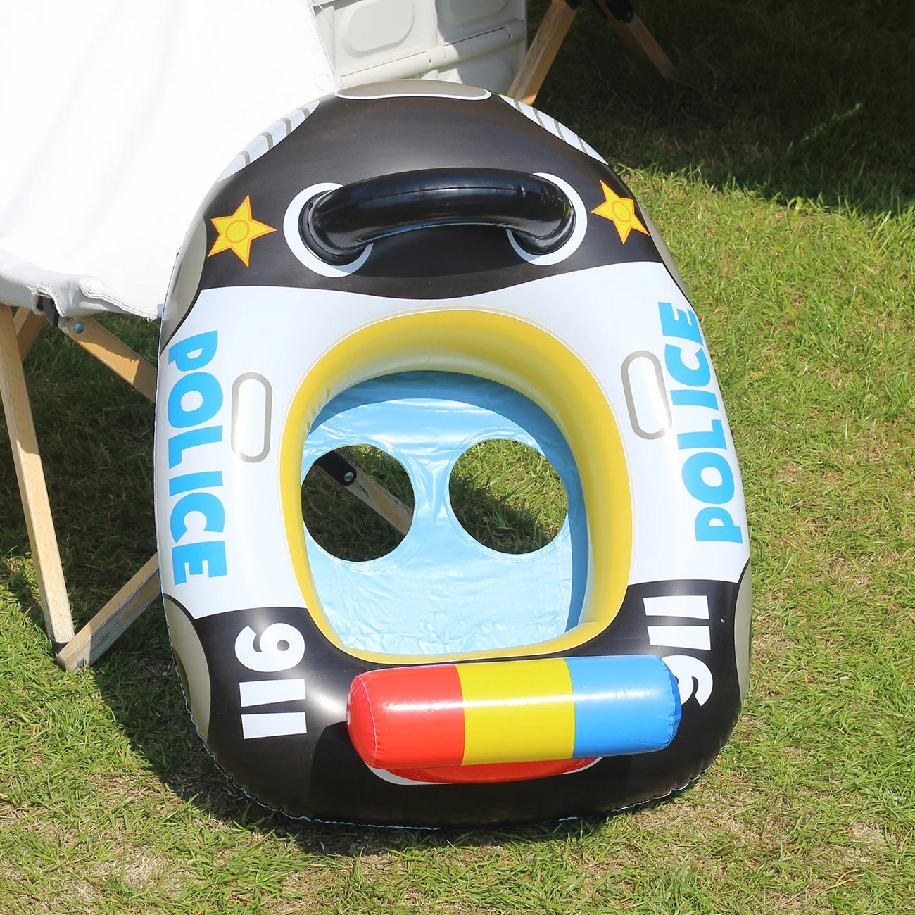 Assento de anel flutuante para piscina, barco inflável em forma de carro de polícia, tubo de piscina de praia de verão com alças, 1 peça