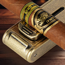 Humidor de charutos de couro com isqueiro, cortador de charutos reto embutido e perfurador de charutos, umidificador e bandeja de cedro
